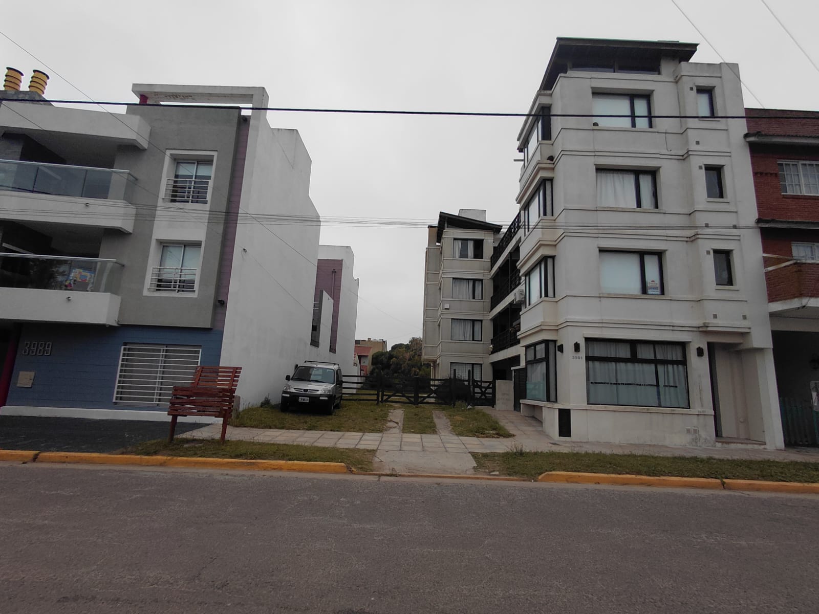 COSTA AZUL ALQUILER TEMPORARIO 2 AMBIENTES TERCER PISO POR ESCALERA TERRAZA CON VISTA AL MAR