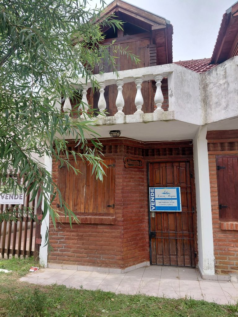 COSTA AZUL: VENTA DUPLEX 2 AMBIENTES 2 CUADRAS DEL MAR PATIO Y PARRILLA