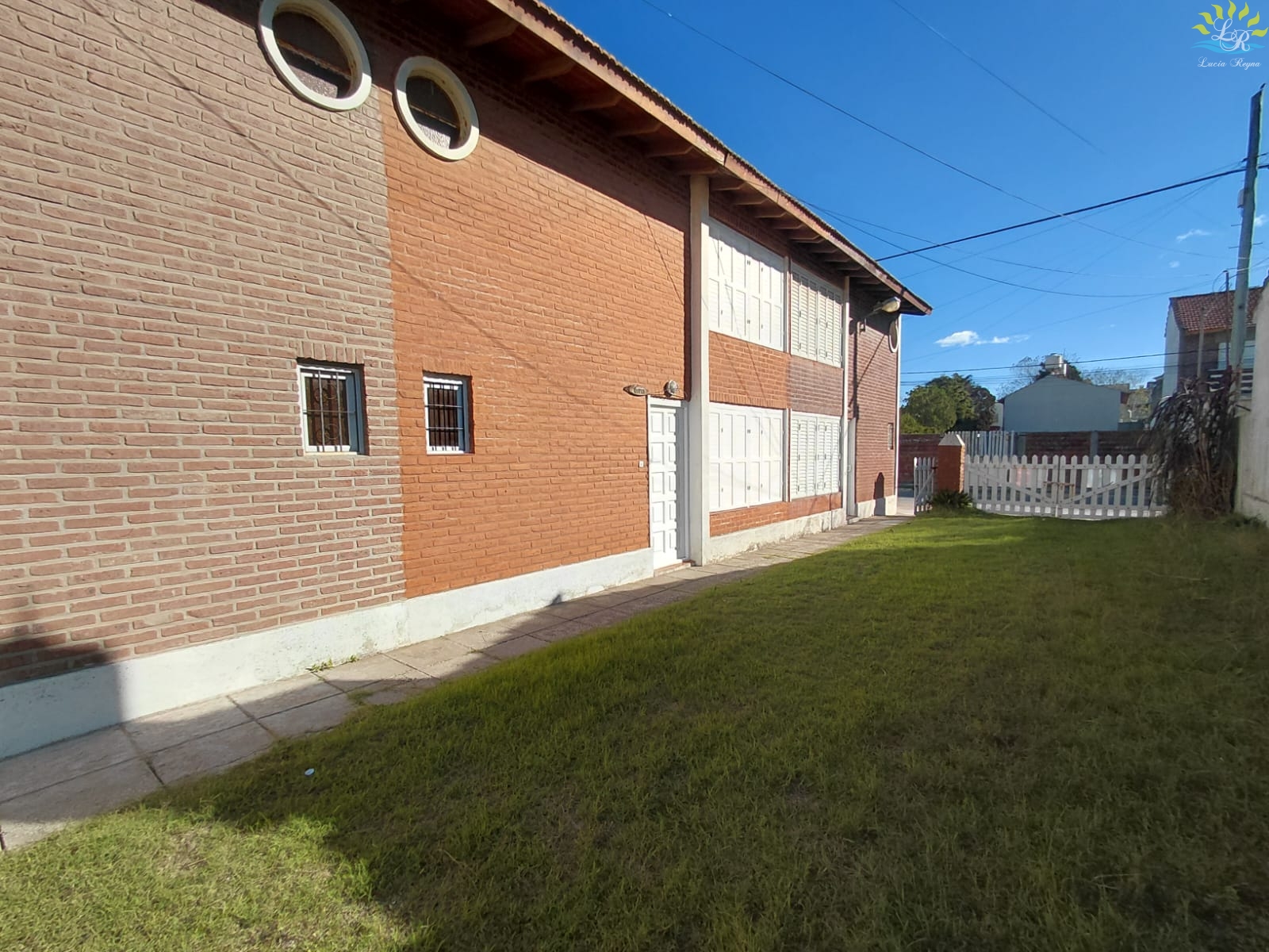 COSTA AZUL: VENTA DUPLEX UNA CUADRA DEL MAR 3 AMB 2 BAÑOS PATIO PARRILLA ENT AUTO SIN EXPENSAS COSTA AZUL: VENTA DUPLEX UNA CUADRA DEL MAR 3 AMB 2 BAÑOS PATIO PARRILLA ENT AUTO SIN EXPENSAS